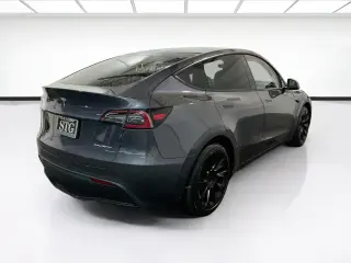 Tesla Model Y 2020 AWD Long Range 4dr Crossover