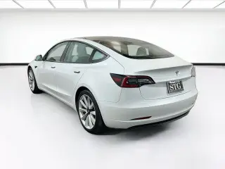 Tesla Model 3 2021 Standard Range Plus 4dr Sedán