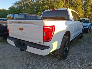 Ford F-150 2021 4x4 XLT 4dr SuperCrew 5.5 ft. SB