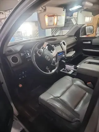 Toyota Tundra 2018 4x4 Limited 4puertas Cabina CrewMax Pick Up SB (5.7L V8)
