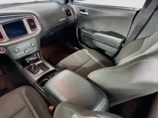 Dodge Charger 2022 AWD SXT 4dr Sedán