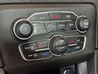 Dodge Charger 2022 AWD SXT 4dr Sedán