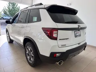 Honda Passport 2023 con transmisión automática 4x4 TrailSport de 4 puertas SUV