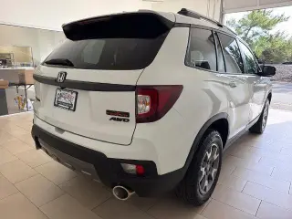 Honda Passport 2023 con transmisión automática 4x4 TrailSport de 4 puertas SUV