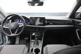 Volkswagen Jetta 2025 SE 4dr Sedán