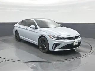 Volkswagen Jetta 2025 SE 4dr Sedán