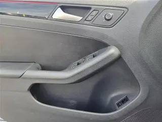 Volkswagen Jetta 2017 2.0T GLI 4 tracciones Sedán 6M