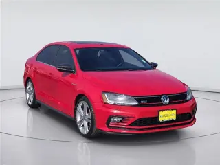 Volkswagen Jetta 2017 2.0T GLI 4 tracciones Sedán 6M