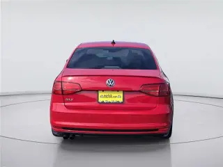 Volkswagen Jetta 2017 2.0T GLI 4 tracciones Sedán 6M