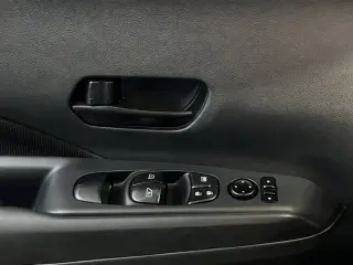Nissan Kicks 2021 S 4dr Crossover