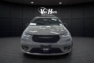 2025 Chrysler Pacifica