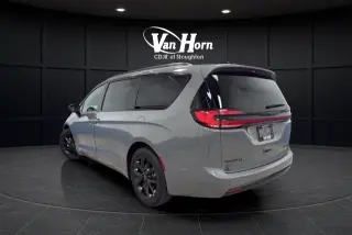 2025 Chrysler Pacifica