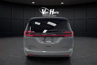 2025 Chrysler Pacifica