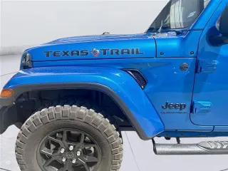 Jeep Gladiator 2024 4x4 Sport 4dr Cabina de Crew 5.0 ft. SB
