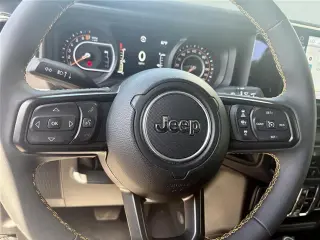 Jeep Gladiator 2024 4x4 Sport 4dr Cabina de Crew 5.0 ft. SB