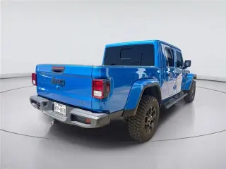 Jeep Gladiator 2024 4x4 Sport 4dr Cabina de Crew 5.0 ft. SB