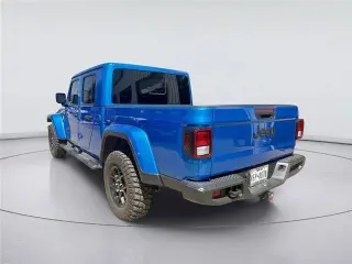Jeep Gladiator 2024 4x4 Sport 4dr Cabina de Crew 5.0 ft. SB