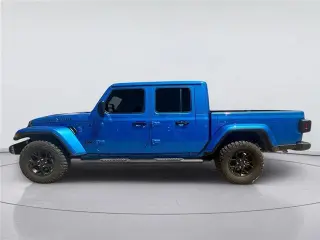 Jeep Gladiator 2024 4x4 Sport 4dr Cabina de Crew 5.0 ft. SB
