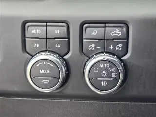 GMC Sierra 1500 2023 4x4 Denali 4dr Cabina Crew 5.8 ft. SB