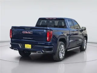 GMC Sierra 1500 2023 4x4 Denali 4dr Cabina Crew 5.8 ft. SB