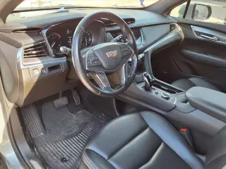 Cadillac XT5 2023 Lujo 4dr SUV