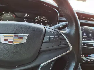 Cadillac XT5 2023 Lujo 4dr SUV