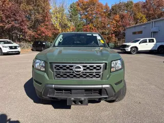 2024 Nissan Frontier