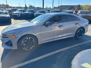 2022 Kia K5
