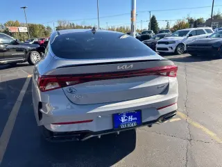 2022 Kia K5