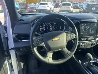 Chevrolet Traverse 2023 4x4 High Country 4dr SUV