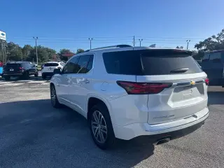 Chevrolet Traverse 2023 4x4 High Country 4dr SUV