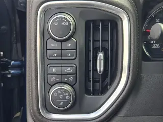 Chevrolet Silverado 1500 2020 4x4 LT Trail Boss 4dr Crew Cab 5.8 ft. SB