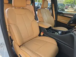 Jeep Grand Cherokee 2024 4x4 Summit 4dr SUV