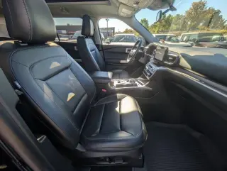 Ford Explorer 2023 AWD XLT 4dr SUV