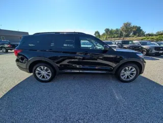 Ford Explorer 2023 AWD XLT 4dr SUV