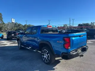 Chevrolet Colorado 2023 4x4 Z71 4dr Cab de dos plazas de 5 pies de ancho