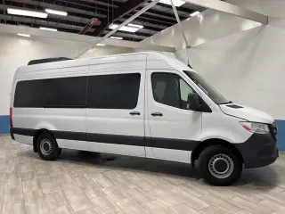 2025 Mercedes-Benz Sprinter 2500