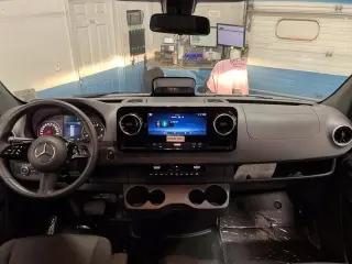 2025 Mercedes-Benz Sprinter 2500