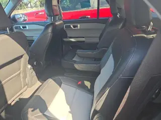 Ford Explorer 2023 XLT 4dr SUV
