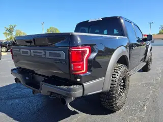 Ford F-150 2019 4x4 Raptor 4dr SuperCrew 5.5 ft. SB