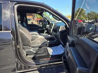 Ford F-150 2019 4x4 Raptor 4dr SuperCrew 5.5 ft. SB