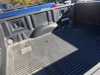 Ford F-150 2023 4x4 XLT 4 puertas SuperCrew caja corta de 5.5 pies