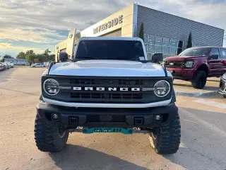Ford Bronco 2024 4x4 Black Diamond 4dr SUV