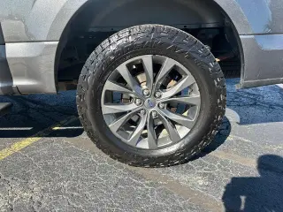 Ford F-150 2017 4x4 XLT 4dr SuperCrew 5.5 ft. SB
