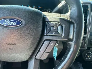 Ford F-150 2017 4x4 XLT 4dr SuperCrew 5.5 ft. SB