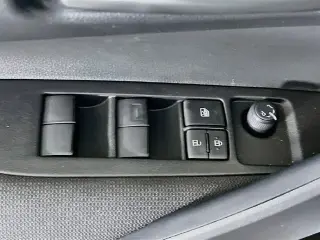 Toyota Corolla Híbrido 2027 SE 4dr Sedán