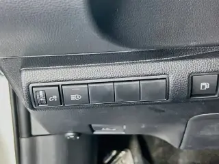 Toyota Corolla Híbrido 2027 SE 4dr Sedán