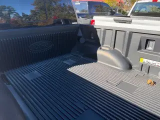 Ford F-150 2023 4x4 XLT 4dr SuperCrew 5.5 ft. SB