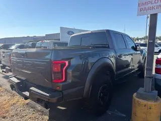 Ford F-150 2018 4x4 Raptor 4dr SuperCrew 5.5 ft. SB