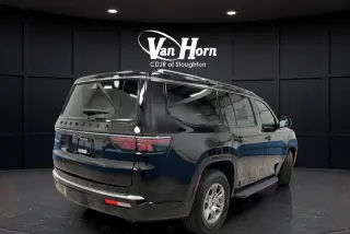 2023 Jeep Wagoneer